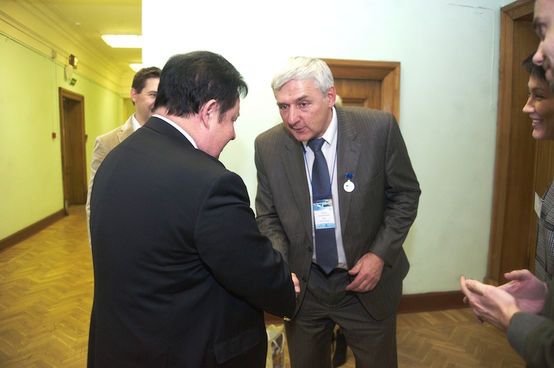 Президент "Метео-ТВ" А.В. Митрошенков и заведующий кафедры А.В. Кислов Президент "Метео-ТВ" А.В. Митрошенков и заведующий кафедры А.В. Кислов